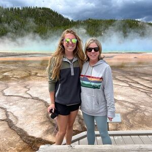 Meet your Posher, Kendra